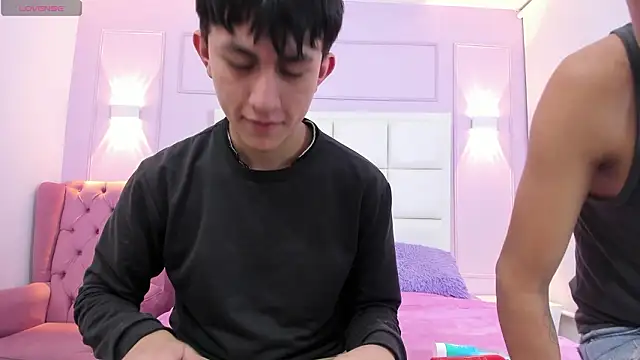 hoot booys  online show from 19, 3, 2026