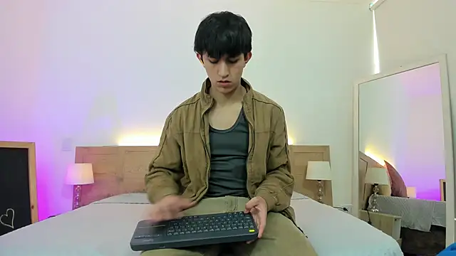 hoot booys  online show from 1, 2, 2026