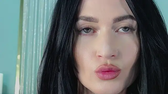 Snapshot of JaneWalch chatting on 9, 4, 2026 JaneWalch online show from 9, 4, 2026