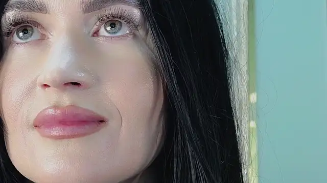 Snapshot of JaneWalch chatting on 8, 4, 2026 JaneWalch online show from 8, 4, 2026