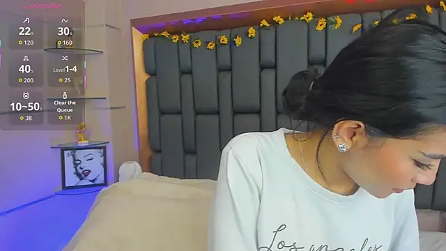 TanyaBello online show from 18, 12, 2025