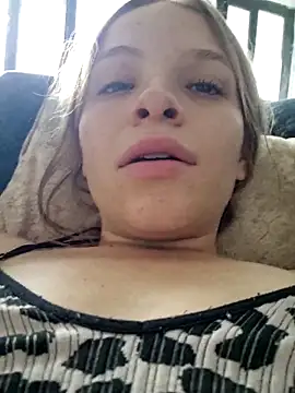 bambiluly online show from 11, 11, 2025