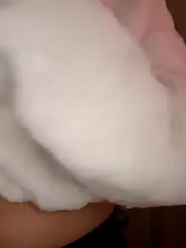 Snapshot of petite_coral chatting on 8, 2, 2026 petite coral online show from 8, 2, 2026