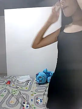 Isa Dolly online show from 4, 11, 2025