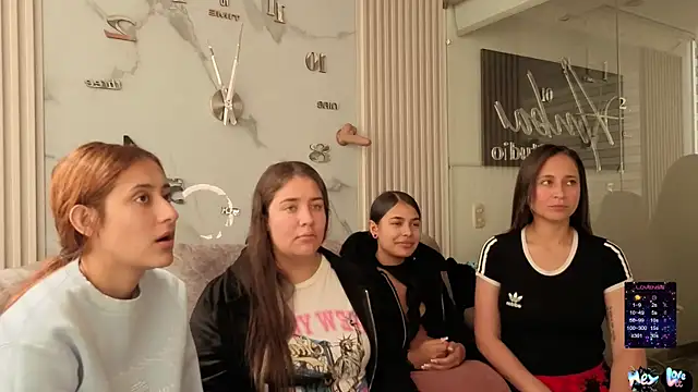 Snapshot of miaa_as_ chatting on 21, 11, 2025 miaa as online show from 21, 11, 2025