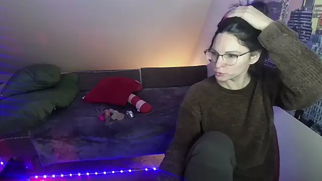 Snapshot of kinkysarahx chatting on 3, 2, 2026 kinkysarahx online show from 3, 2, 2026