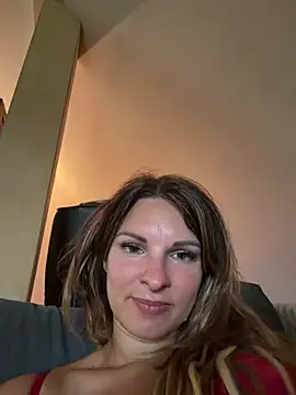 Snapshot of kinkysarahx chatting on 9, 6, 2026 kinkysarahx online show from 9, 6, 2026