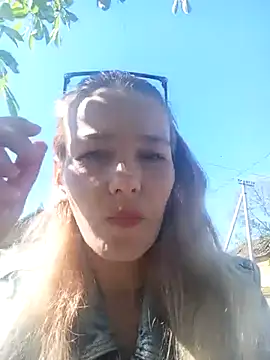 Snapshot of Coare_Cindy chatting on 15, 5, 2026 Coare Cindy online show from 15, 5, 2026