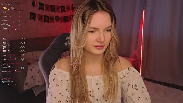 EvelynSin online show from 31, 10, 2025