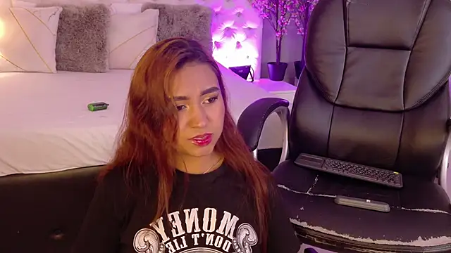 KathiaLuxe online show from 22, 12, 2025