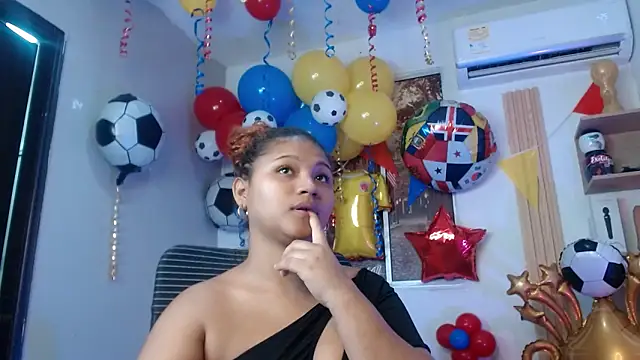 Snapshot of miel_alisha chatting on 12, 6, 2026 miel alisha online show from 12, 6, 2026