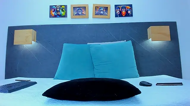 iamdoll online show from 12, 3, 2026