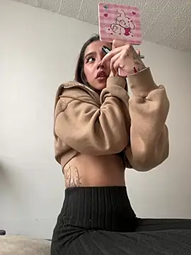 MiaaCute- online show from 19, 6, 2026