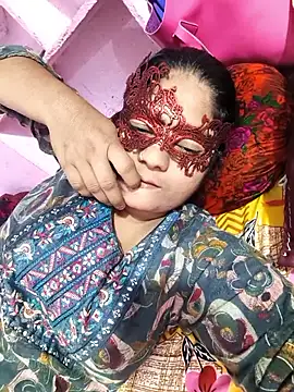 SAIRA-hot online show from 10, 11, 2025