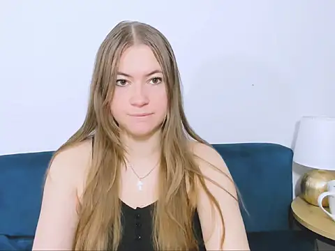 LeaNaughty online show from 28, 11, 2025