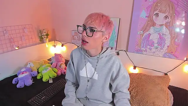 Strawberry Kitty  online show from 9, 11, 2025