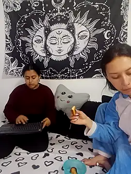 emily n abby online show from 30, 3, 2026