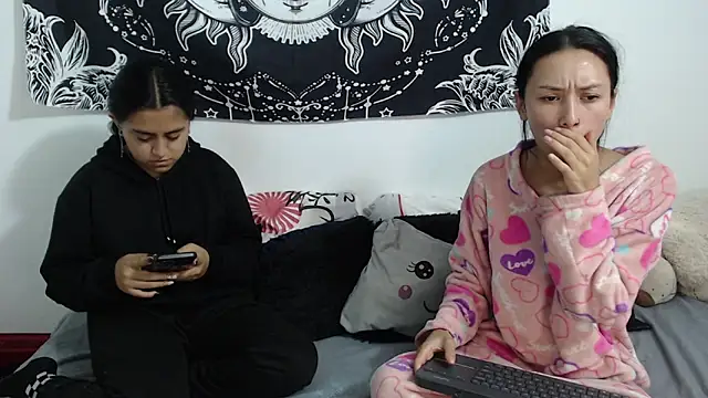 emily n abby online show from 10, 3, 2026