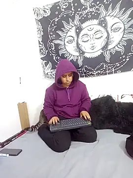 emily n abby online show from 8, 11, 2025