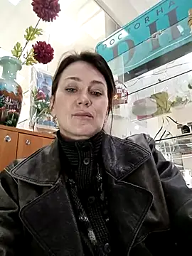 Luna 7777 online show from 2, 4, 2026