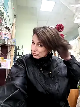 Luna 7777 online show from 5, 3, 2026