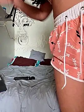 Alissun  online show from 1, 4, 2026