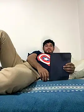 Twistermc11 online show from 25, 10, 2025