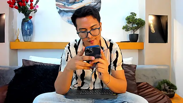 JohnBelRose online show from 6, 11, 2025