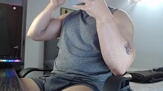 Snapshot of SugaredDigit chatting on 11, 9, 2025 SugaredDigit online show from 11, 9, 2025