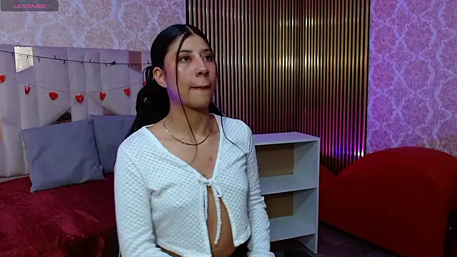 Adisson Tay online show from 27, 2, 2026