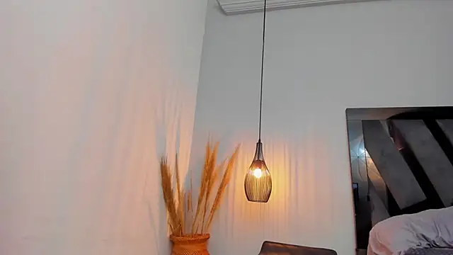 Amelia Brixton online show from 16, 2, 2026