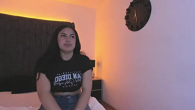 AuraSky  online show from 28, 10, 2025