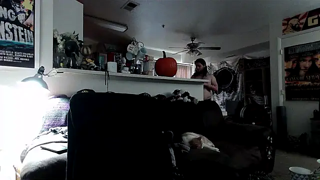 biggerisbetter12 online show from 18, 11, 2025