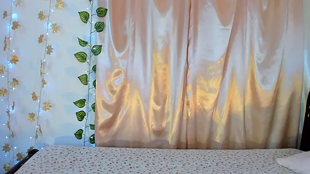 Snapshot of Milie_yue chatting on 15, 11, 2025 Milie yue online show from 15, 11, 2025