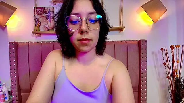 Snapshot of Milie_yue chatting on 31, 10, 2025 Milie yue online show from 31, 10, 2025