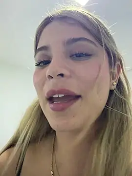  Alicee 1 online show from 21, 11, 2025