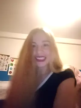 Lana pohenix online show from 4, 11, 2025