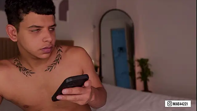 Snapshot of Little_Emma_11 chatting on 28, 2, 2026 Little Emma 11 online show from 28, 2, 2026