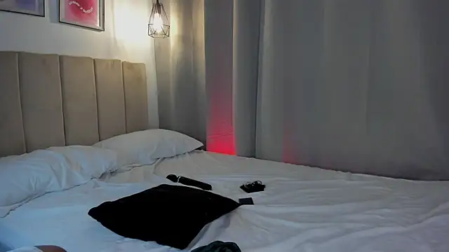 Little Emma 11 online show from 17, 11, 2025