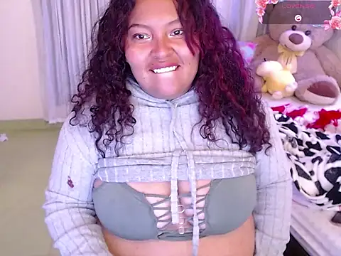 yvonne jlove online show from 16, 12, 2025