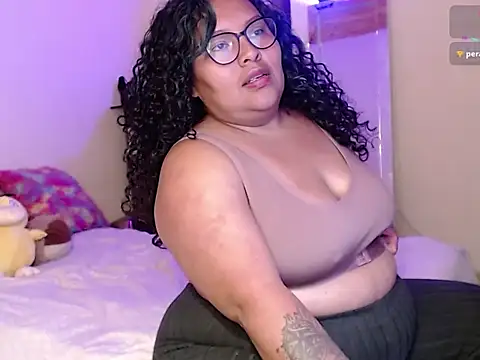 yvonne jlove online show from 4, 11, 2025