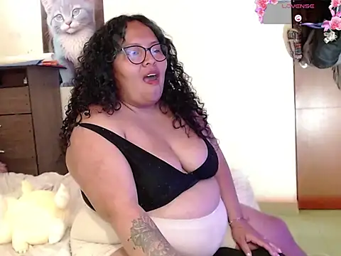 yvonne jlove online show from 10, 11, 2025