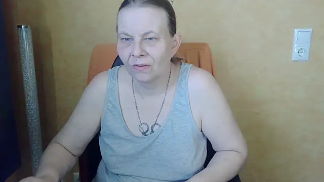 Diamond Bite online show from 6, 11, 2025