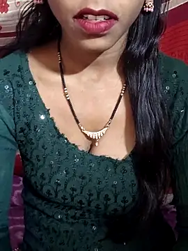 Itz Aisha   online show from 4, 4, 2026