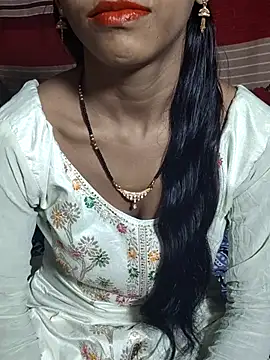 Itz Aisha   online show from 4, 11, 2025