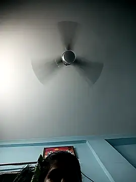 Mango Fruty online show from 18, 10, 2025