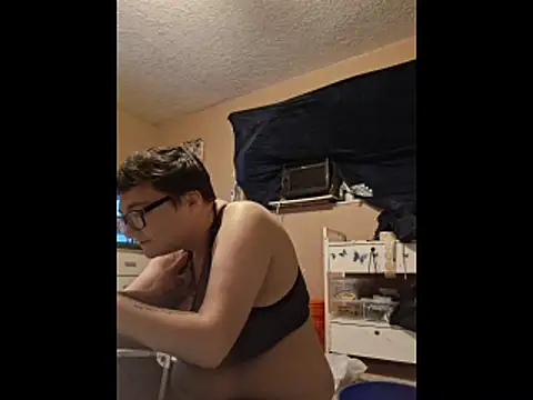 faithorsini8 online show from 24, 11, 2025