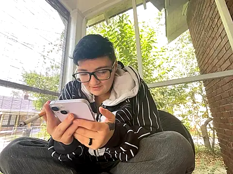 faithorsini8 online show from 21, 10, 2025