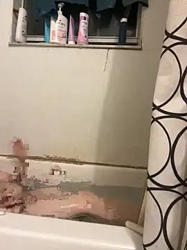 faithorsini8 online show from 4, 11, 2025