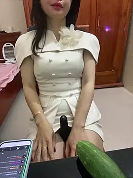 Snapshot of Phale2x chatting on 5, 2, 2026 Phale2x online show from 5, 2, 2026